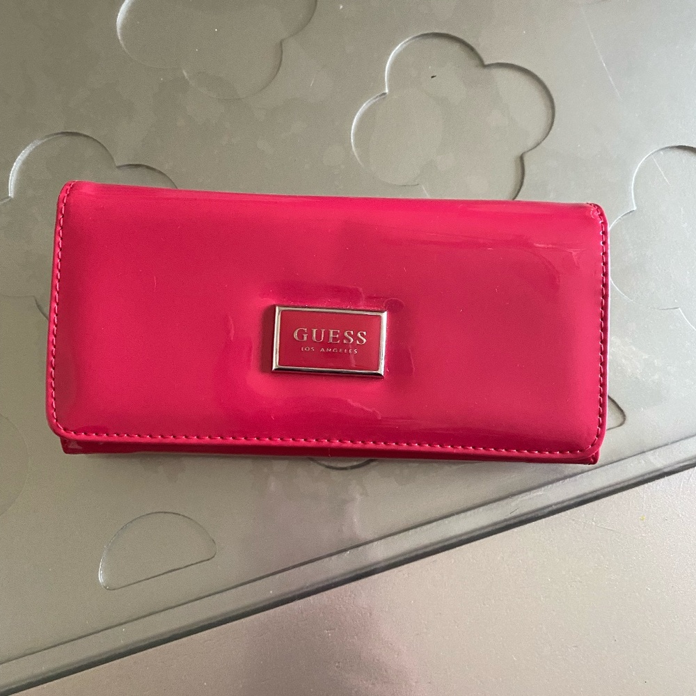Guess wallet